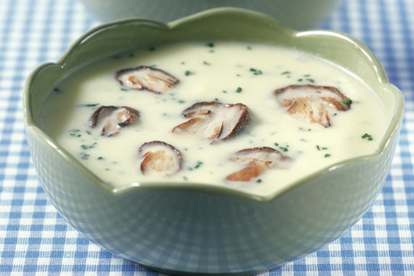 Cremige Kartoffelsuppe mit Pilzen - Naturarzt