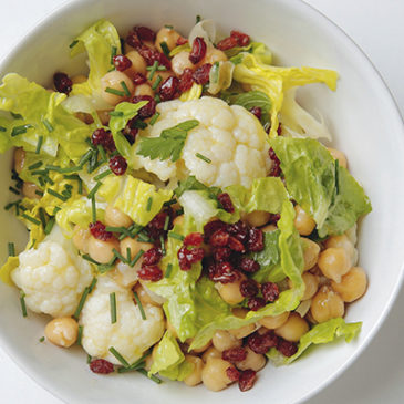 Blumenkohlsalat mit Berberitzen