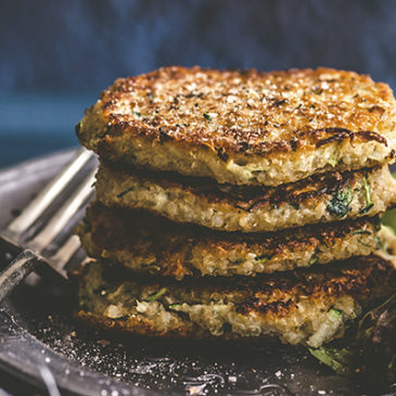 Quinoa-Puffer mit Dip