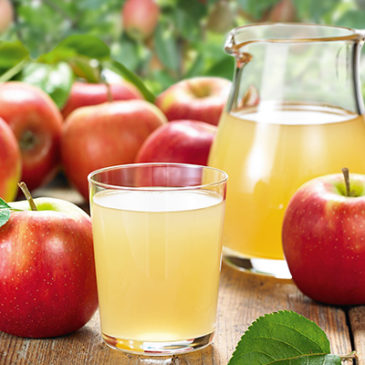 Voller Gesundheit: heimischer Apfelsaft