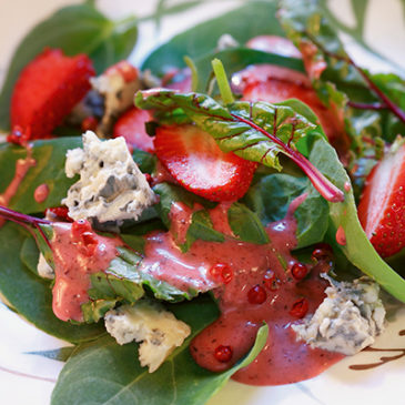 Blattsalat mit Erdbeervinaigrette