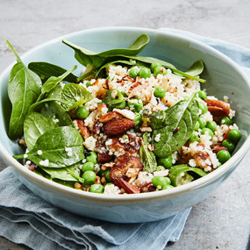 Hirsesalat mit Erbsen und Spinat