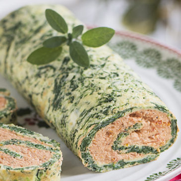 Spinatroulade mit Tomaten-Ricottafüllung