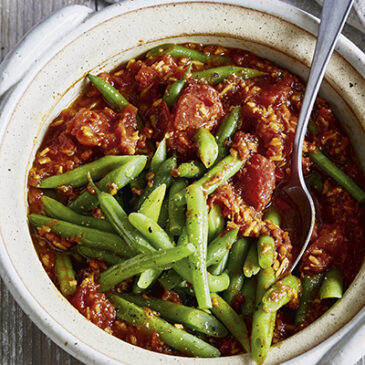 Grüne Bohnen in Kokos-Tomaten-Sauce