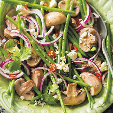 Salat mit grünen Bohnen, Champignons und Feta